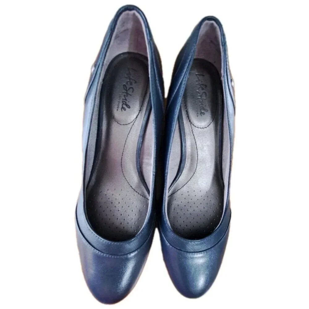 Life Stride Women's 11 Blue Wedge Vegan Leather Pumps New No Box No Tags